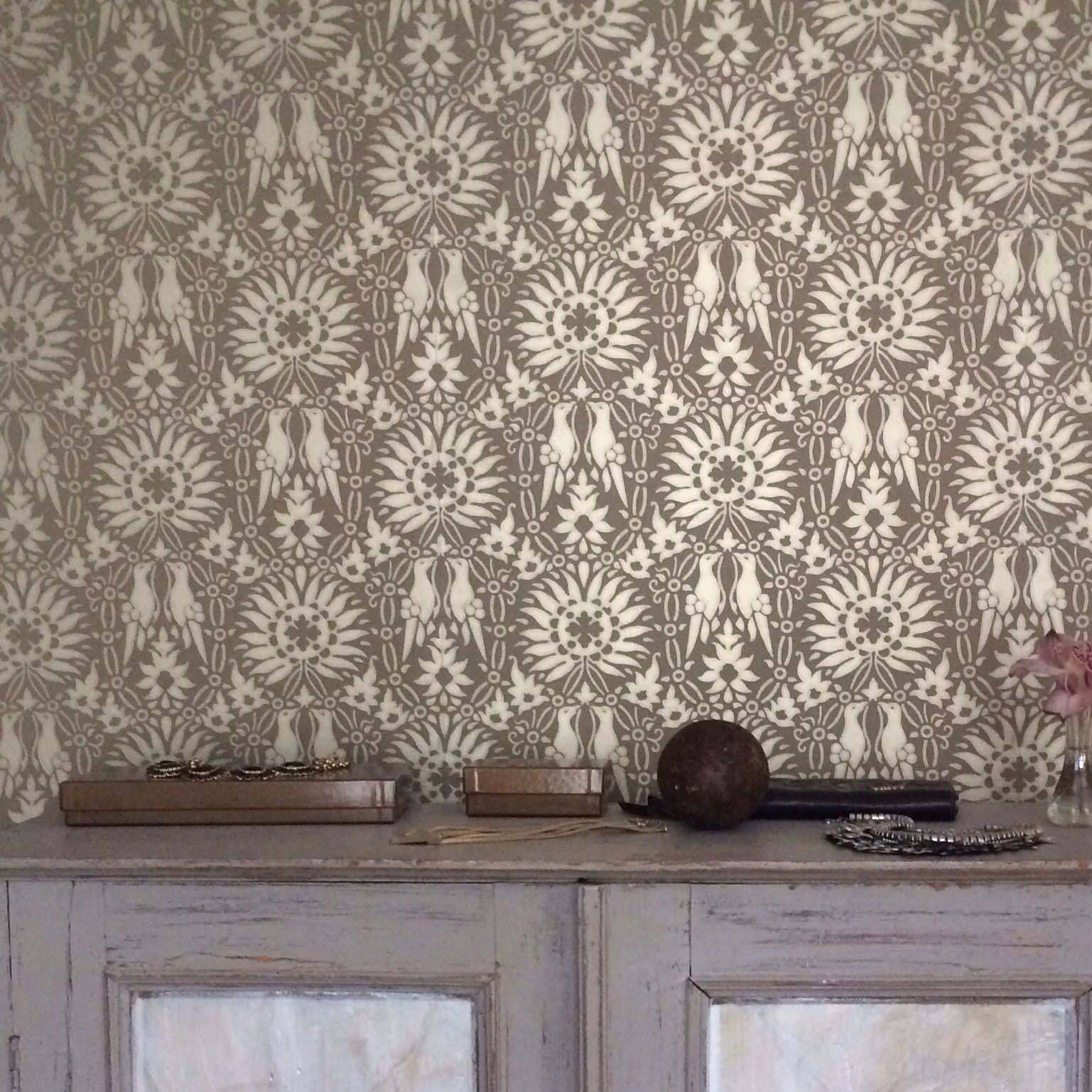 Farrow & Ball Present and Correct Renaissance BP2805