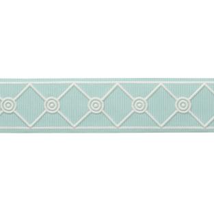 MDS Embroidered Lattice Border