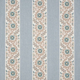 Colefax & Fowler Levina Blue: gestreepte stof met geborduurde bladranken