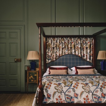 Colefax & Fowler Seymour – sfeerfoto, afgebeelde kleur Red/Blue
