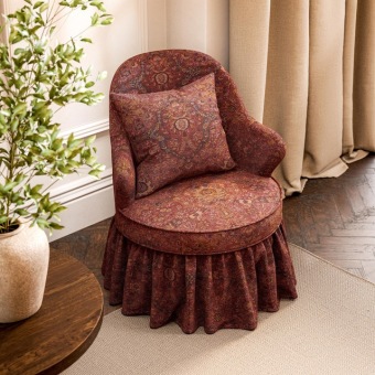 Brantwood Wool op een fauteuil