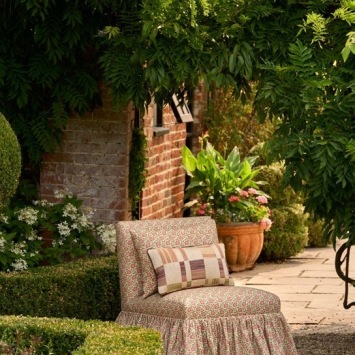 Mulberry Home Martock Sprig lifestyle photo