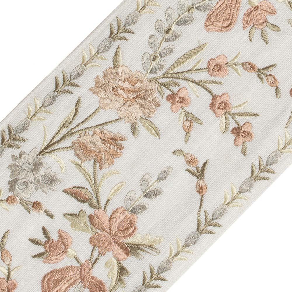 Antoinette Embroidered Border