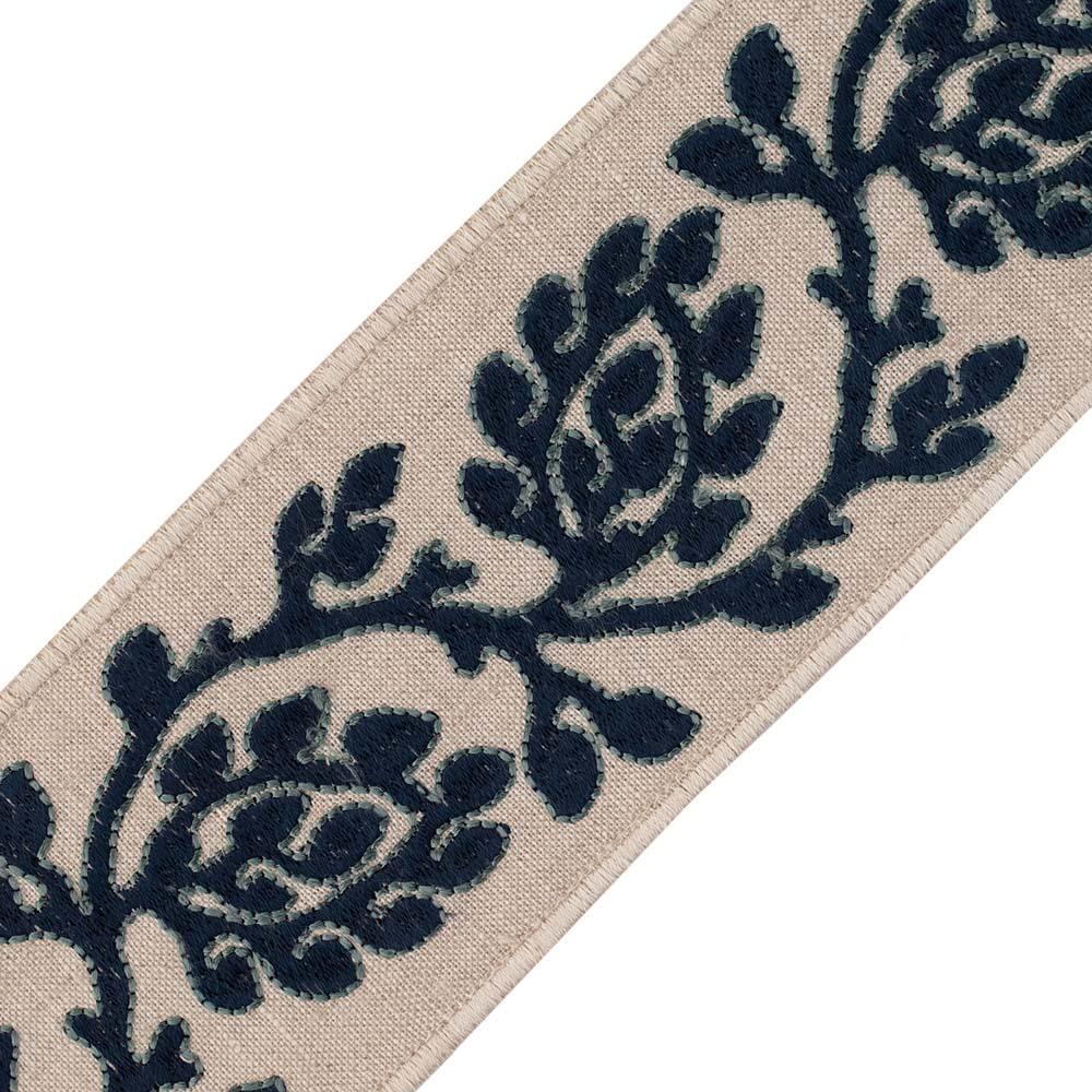 Mare Embroidered Border