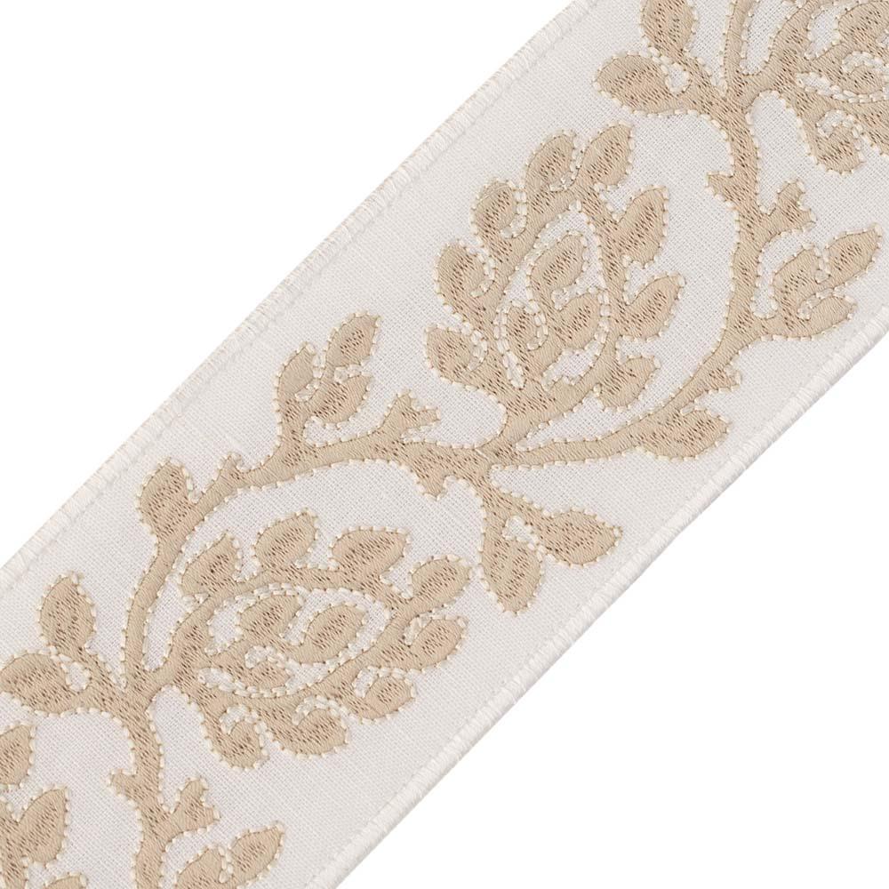 Mare Embroidered Border