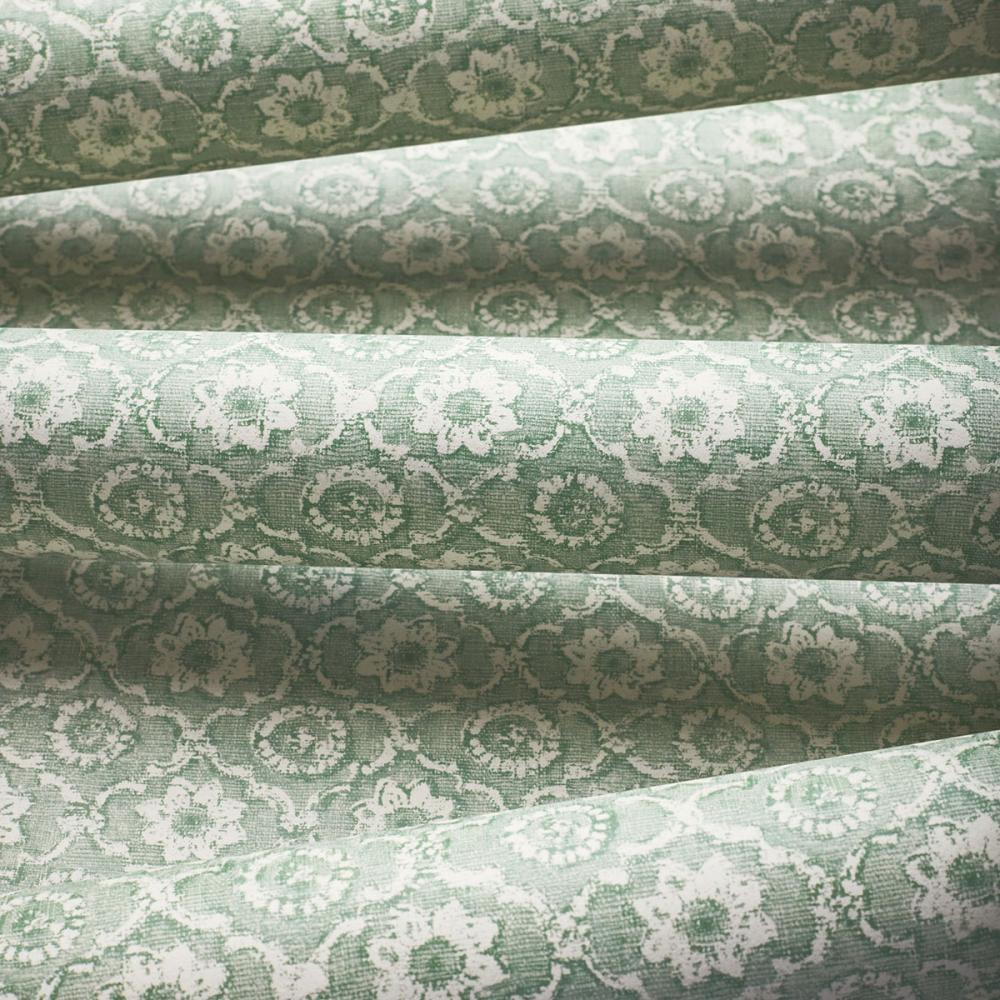 Holly Trellis