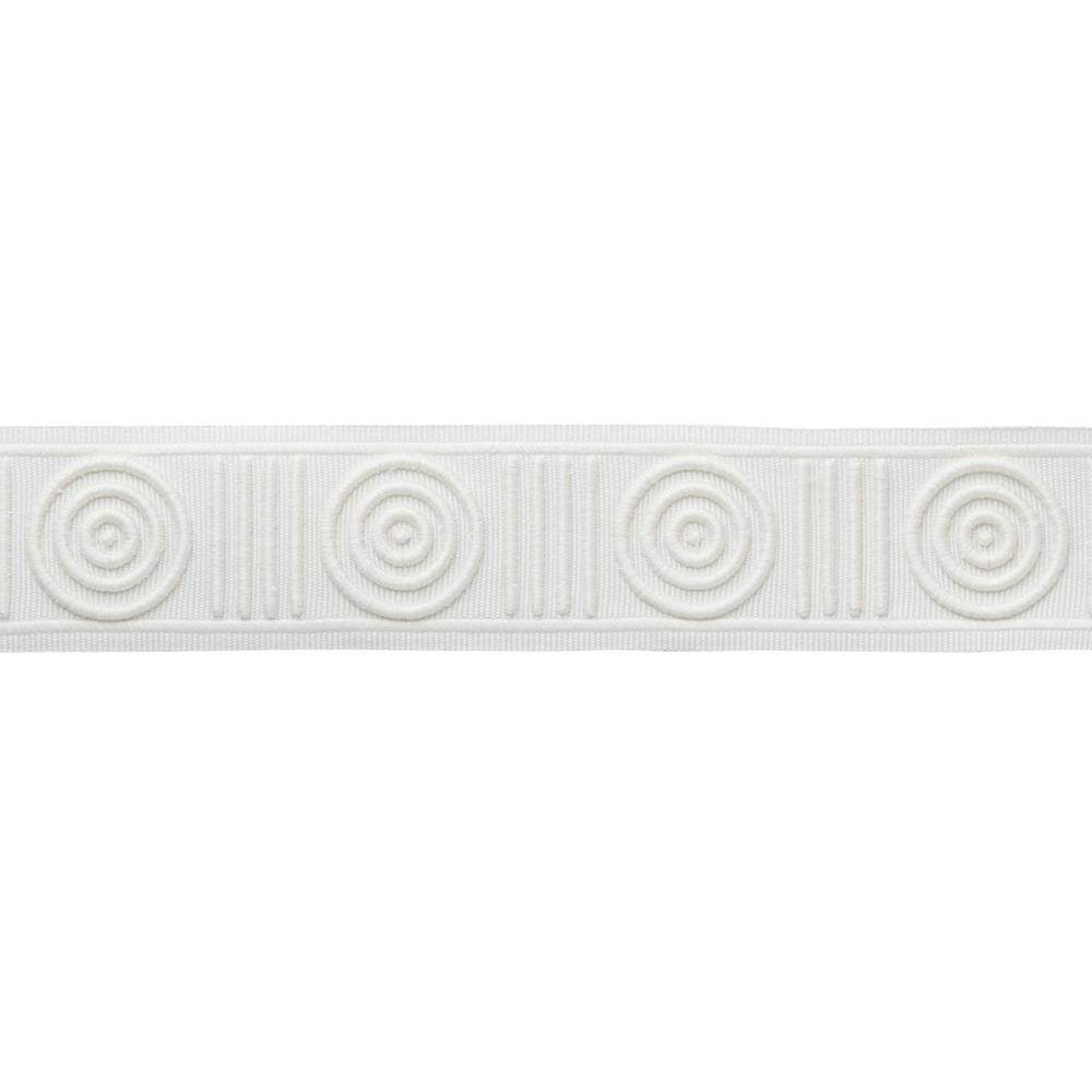 MDS Embroidered Rosette Border