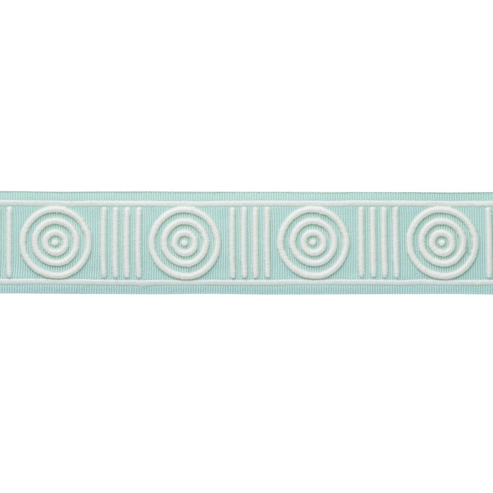 MDS Embroidered Rosette Border