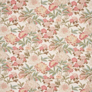 Colefax & Fowler Pendine Pink/Green: linnen bloemenstof met roze bloemen en groene bladeren op een lichte ondergrond