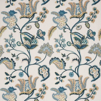 Colefax & Fowler Seymour Blue: geborduurde stof met een levensboom en bloemen