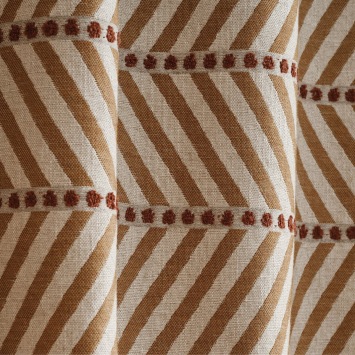Osborne & Little Rannoch Wools Glencoe F8142-05 Charcoal interieur